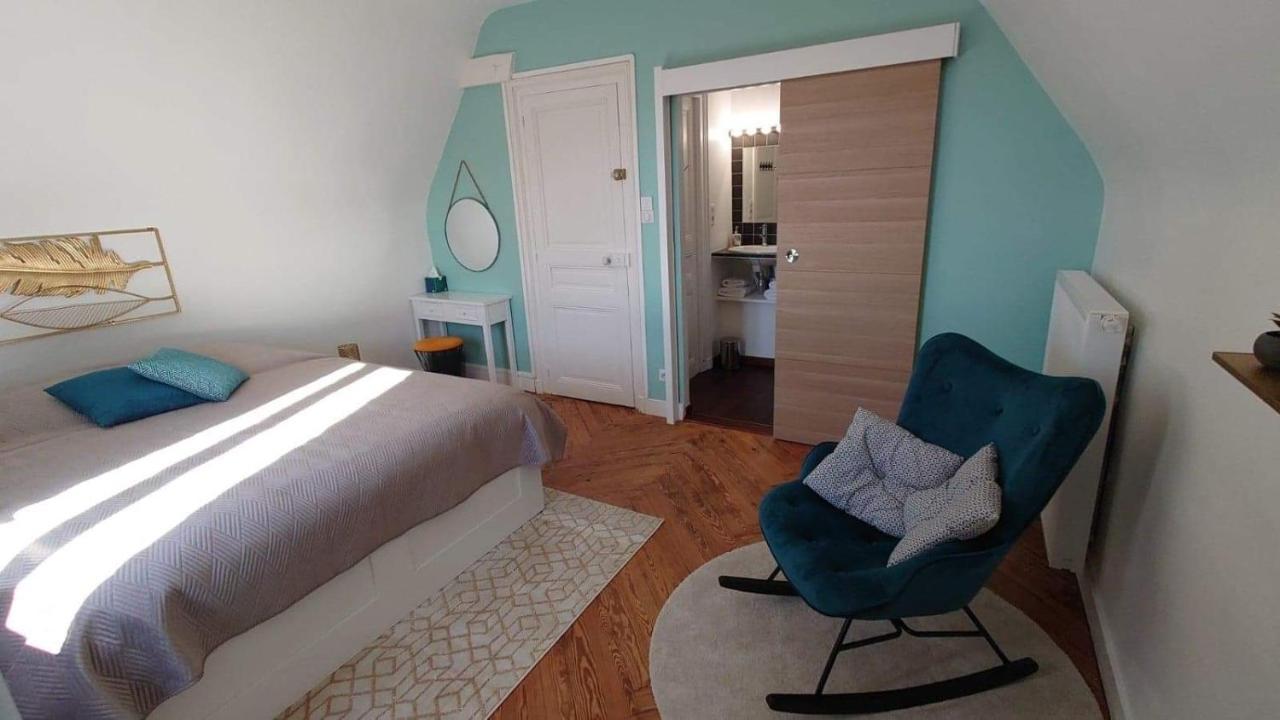 Le Manoir De Homestay